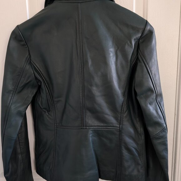NWOT Bernardo Asymmetric Zip Leather Moto Jacket Women XS Deep Green - Picture 3 of 3